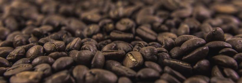 Texture with depth of focus on coffee beans