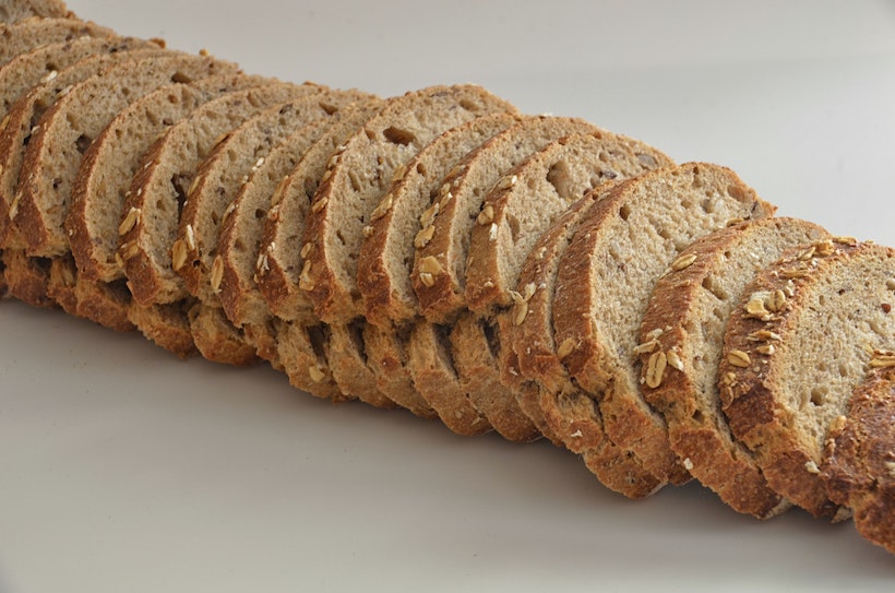 Individually sliced multigrain bread